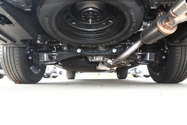 2023款丰田皇冠陆放