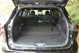 2023款丰田皇冠陆放