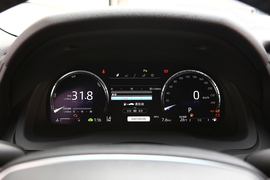 2023款丰田凯美瑞