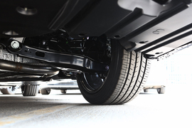 2023款丰田凯美瑞