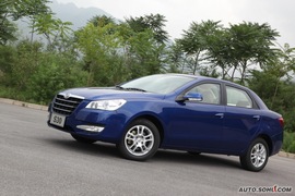 2009款东风风神S30试驾