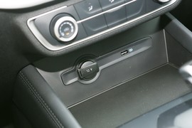 2023款江铃域虎7