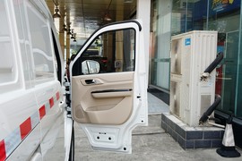 2022款长安跨越星V7EV