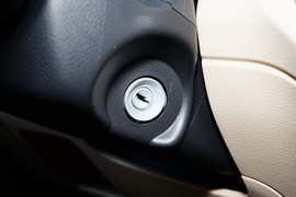 2022款长安跨越星V7EV