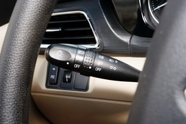 2022款长安跨越星V7EV