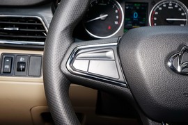 2022款长安跨越星V7EV