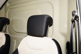 2022款长安跨越星V7EV