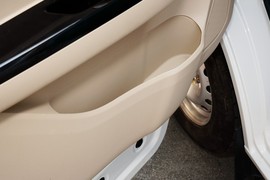 2022款长安跨越星V7EV
