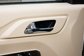 2022款长安跨越星V7EV