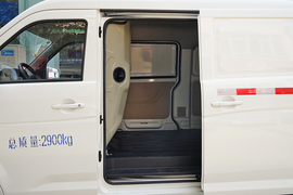 2022款长安跨越星V7EV