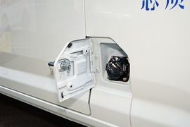 2022款长安跨越星V7EV