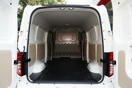 2022款长安跨越星V7EV