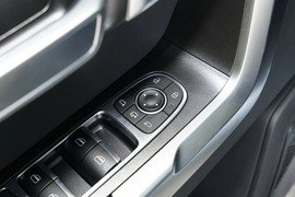 2023款奇瑞探索06