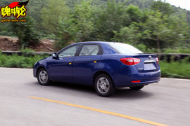 2009款东风风神S30试驾