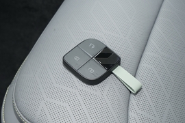 2023款领克08新能源