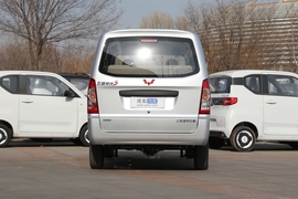 2023款五菱荣光S