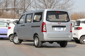 2023款五菱荣光S