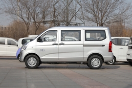 2023款五菱荣光S