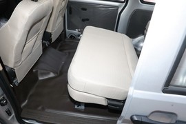 2023款五菱荣光S