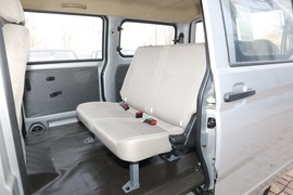 2023款五菱荣光S