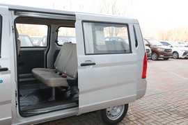 2023款五菱荣光S