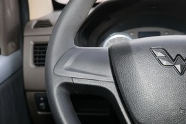 2023款五菱荣光S