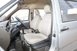 2023款五菱荣光S