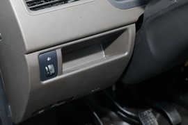 2023款五菱荣光S