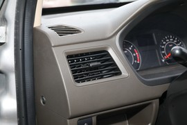 2023款五菱荣光S