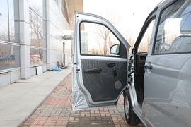 2023款五菱荣光S