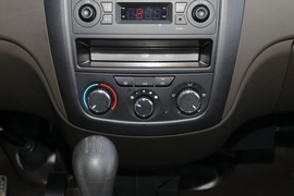 2023款五菱荣光S