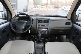 2023款五菱荣光S