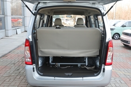 2023款五菱荣光S