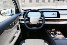 2023款星途追风PHEV