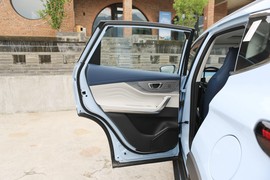 2023款星途追风PHEV