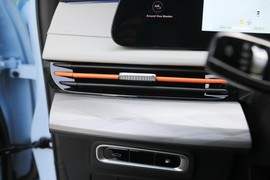 2023款星途追风PHEV