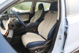 2023款星途追风PHEV