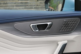 2023款星途追风PHEV