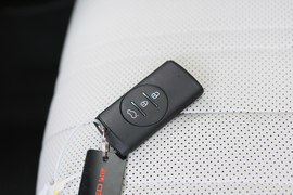 2023款星途追风PHEV