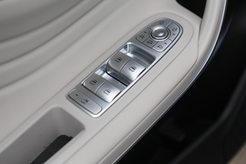 2023款星途追风PHEV