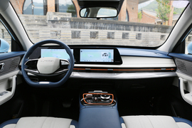 2023款星途追风PHEV