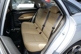 2024款吉利帝豪L