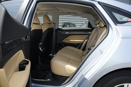 2024款吉利帝豪L