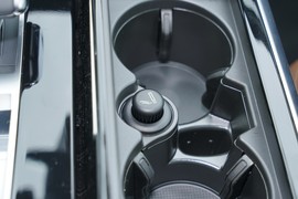 2023款奥迪Q8