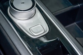 2023款埃安AION