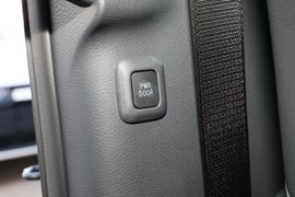 2023款丰田赛那SIENNA