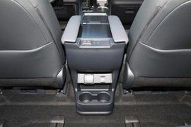 2023款丰田赛那SIENNA