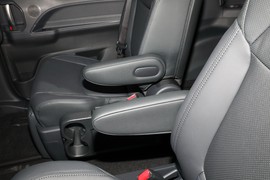 2023款丰田赛那SIENNA