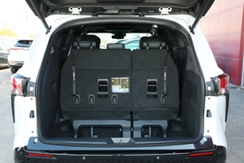 2023款丰田赛那SIENNA