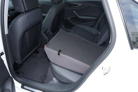 2023款奥迪A4L